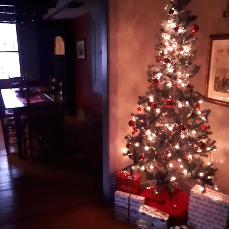 The Olde Angel Inn Niagara-on-the-Lake Esterno foto