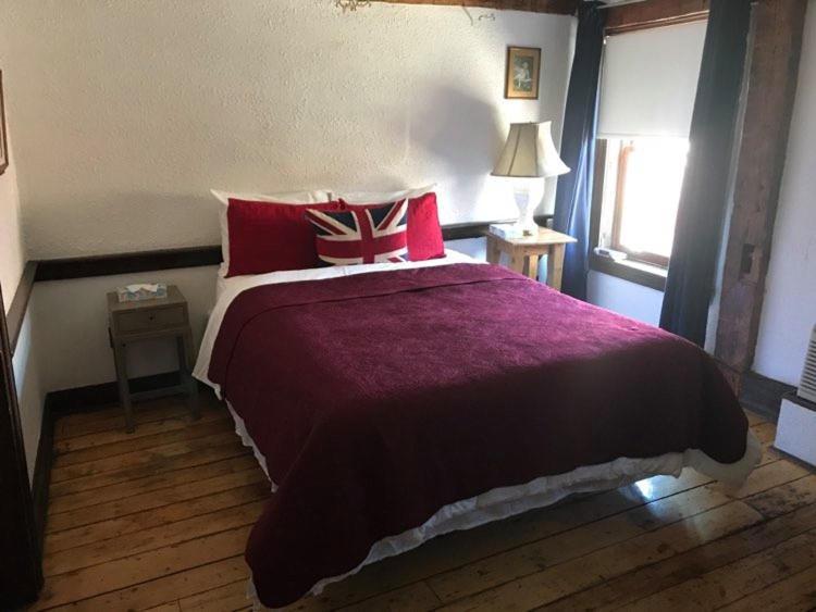The Olde Angel Inn Niagara-on-the-Lake Esterno foto